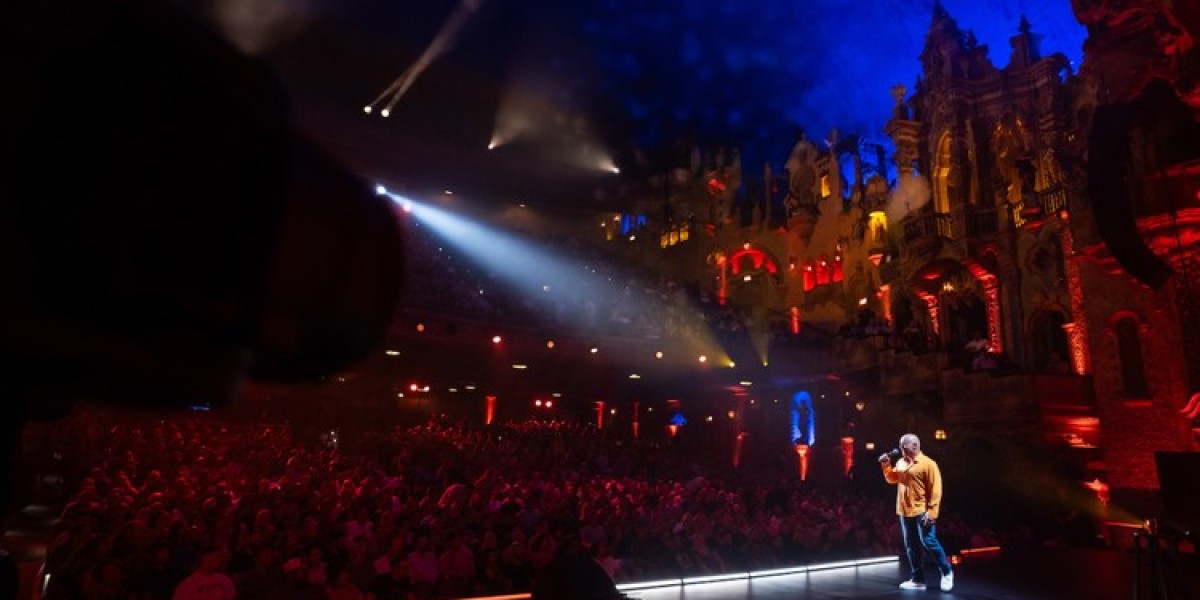 Netflix Stand-Up Special: Burn the Boats Review