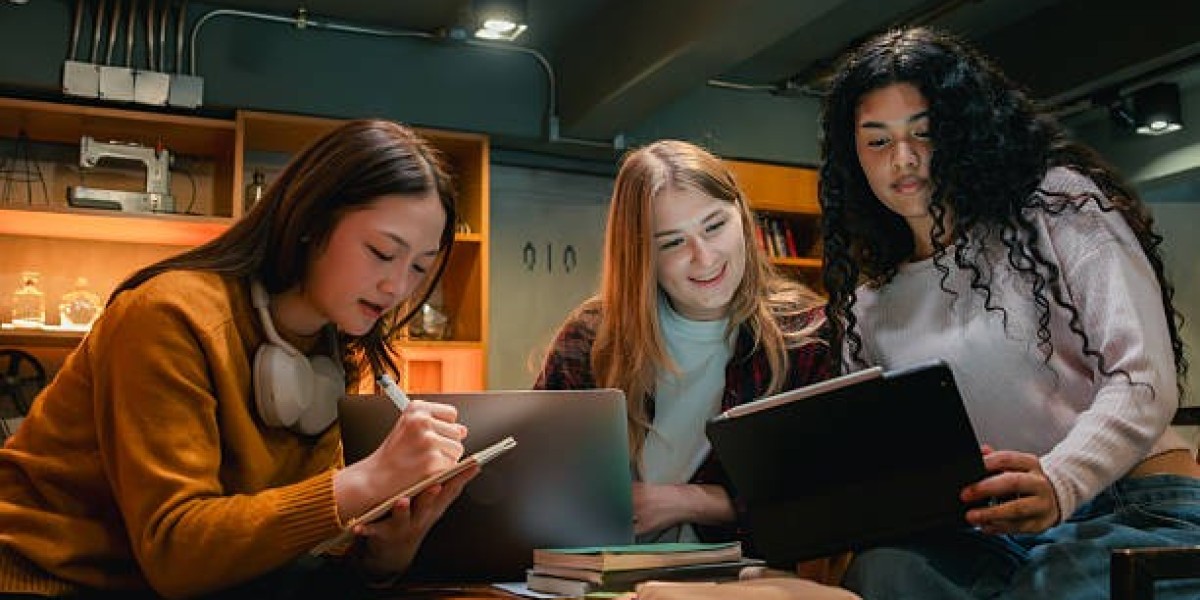 Online TEFL Assignment Help: A Smart Way to Achieve Academic Success
