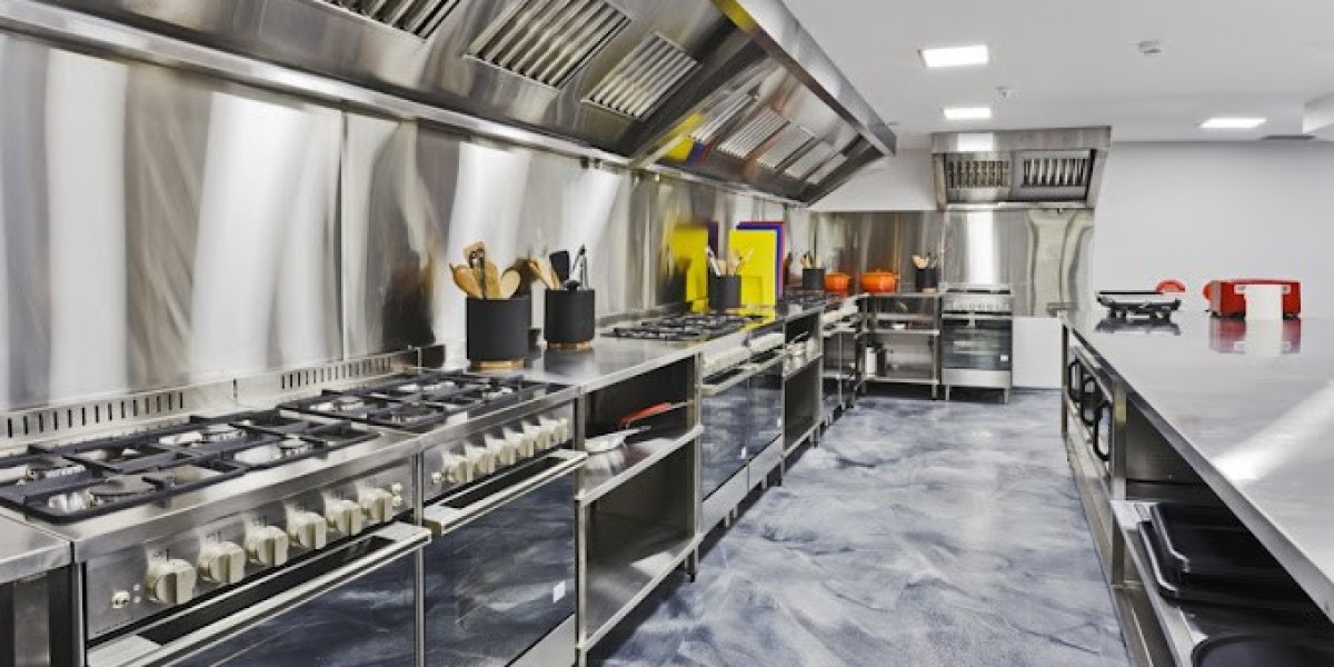 Restaurant Kitchen Equipment in Gurgaon – Complete Solutions for Modern Commercial Kitchens