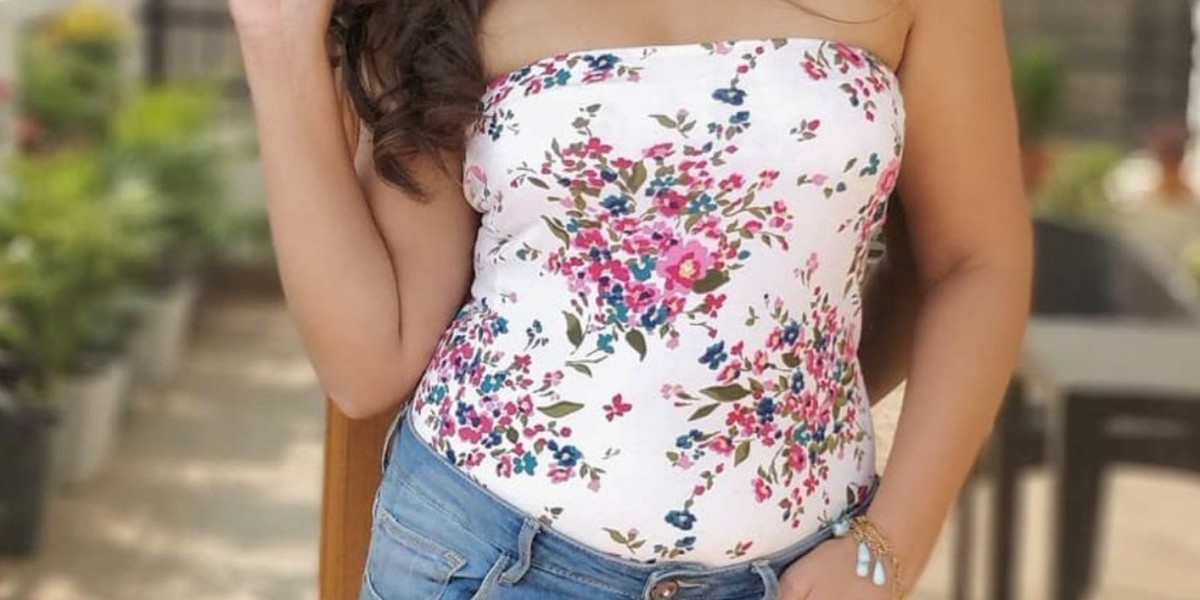 Escorts Dubai	+971523852733