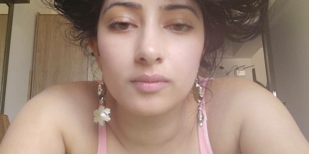 Mumbai Escorts: Exploring Premium Companionship Services