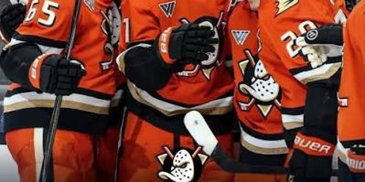 Analyst Urges Rangers in the direction of Exchange Star $7.7 Million Defenseman Presently