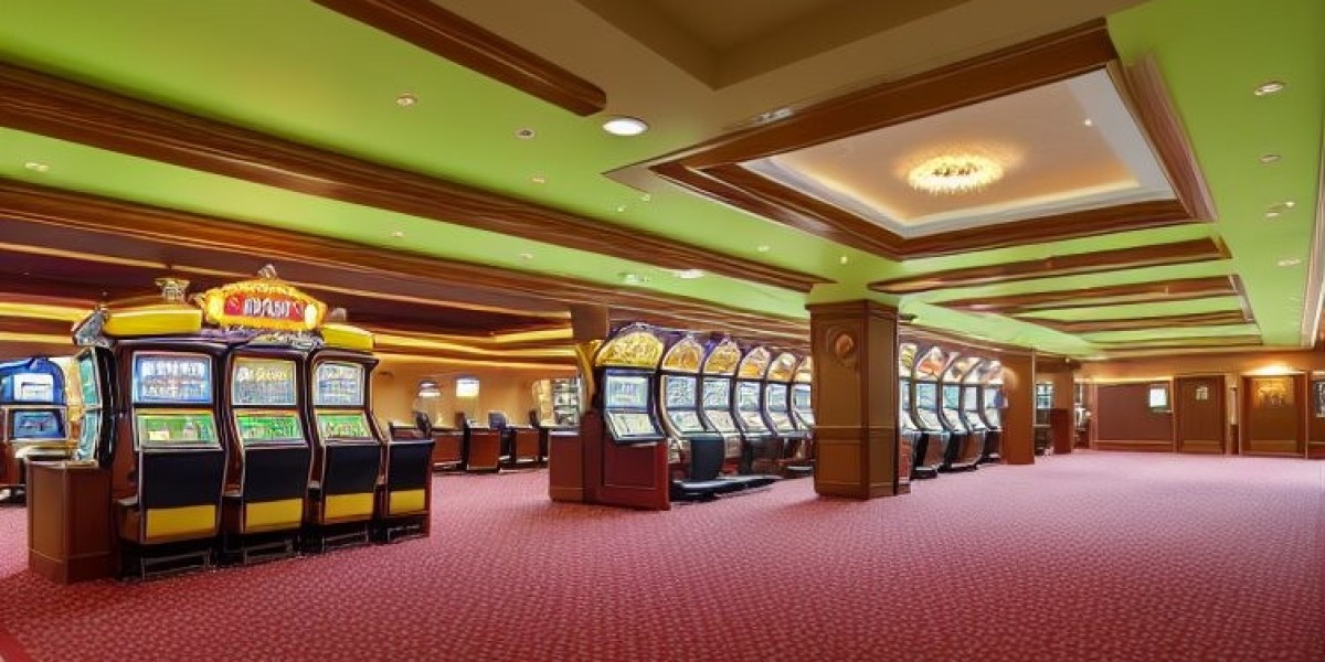 Roulette at Crownjewelz Casino: Understanding the Table