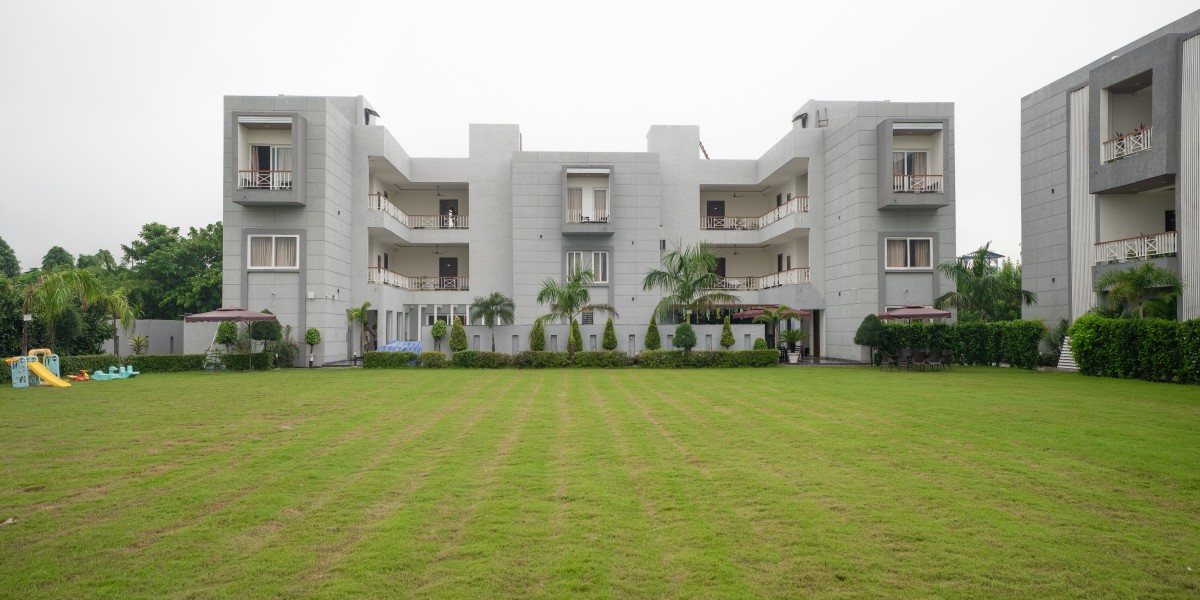 How to Choose the Best Hotel & Resort in Jim Corbett | Savanna Retreat